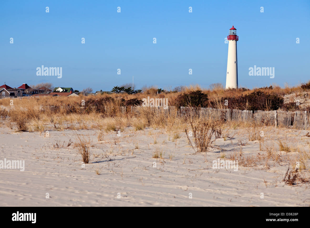 USA (New Jersey), Cape May, Lighthouse on beach Banque D'Images