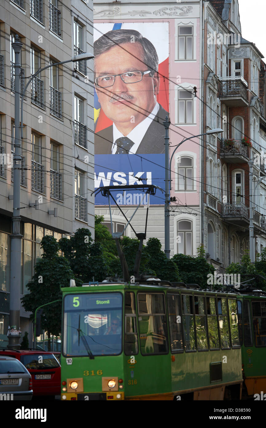 Poznan, Pologne, Poster par Bronislaw Komorowski, le candidat de PO pour les élections présidentielles Banque D'Images