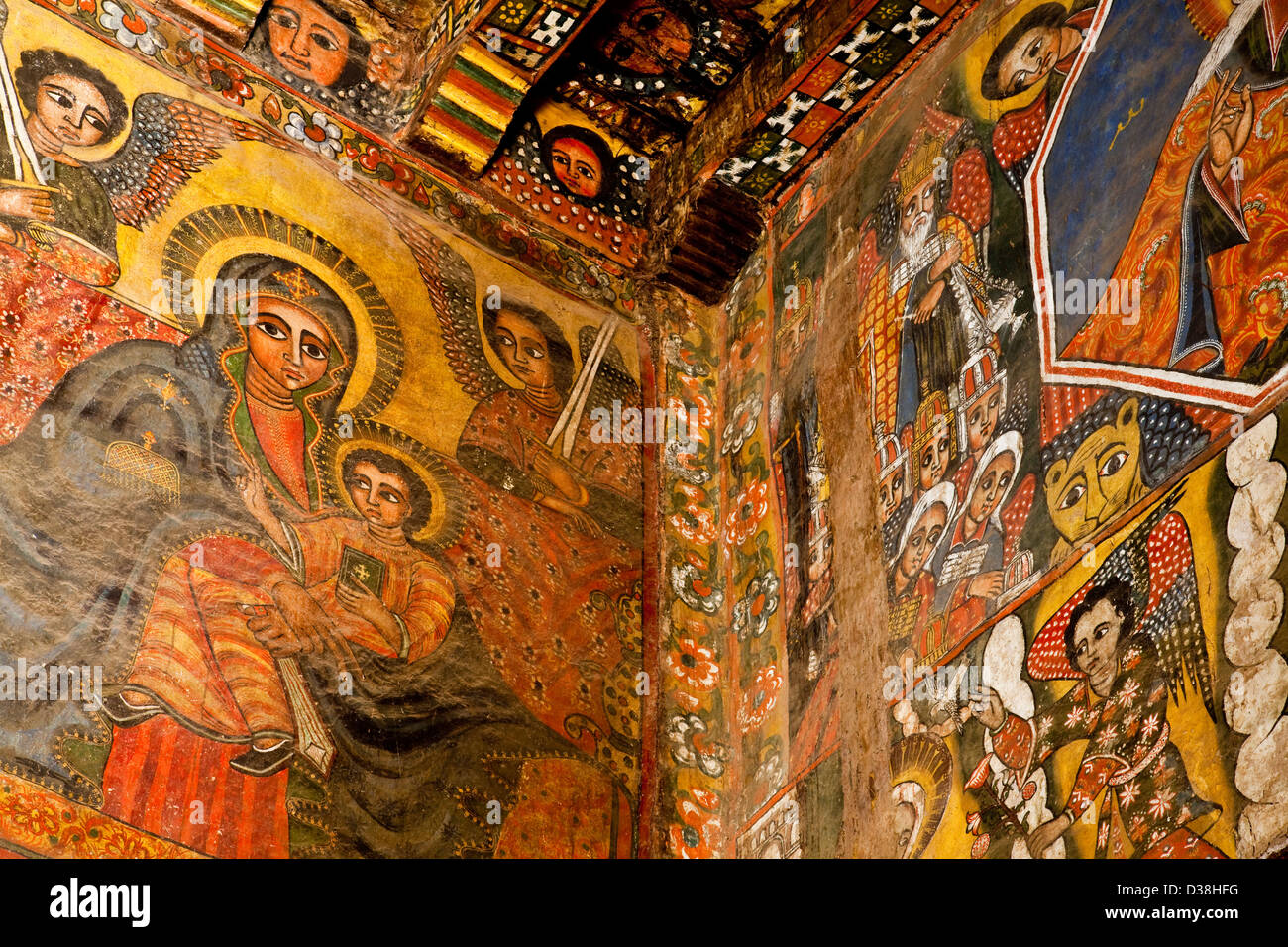 Des peintures murales colorées, Église Debre Birhan Selassie, Gondar, Éthiopie Banque D'Images