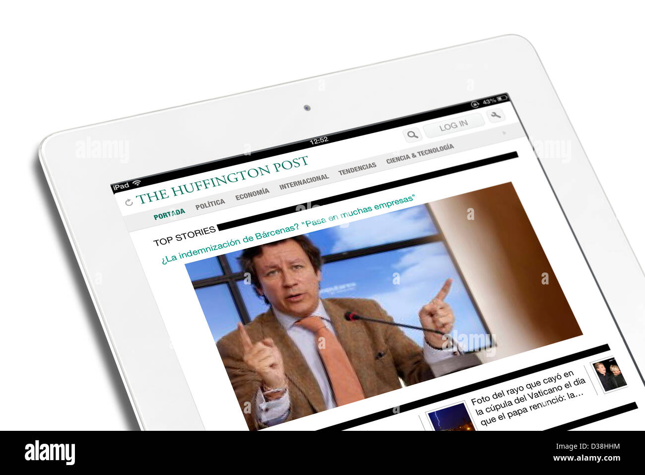 Application iPad montrant l'édition espagnole du Huffington Post sur un Apple iPad 4e génération Banque D'Images