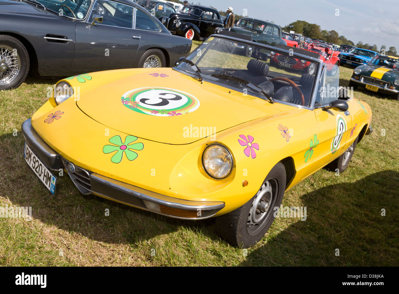 1967 Alfa Romeo 2012 Spider Duetto au Goodwood Revival, Sussex, UK. Banque D'Images