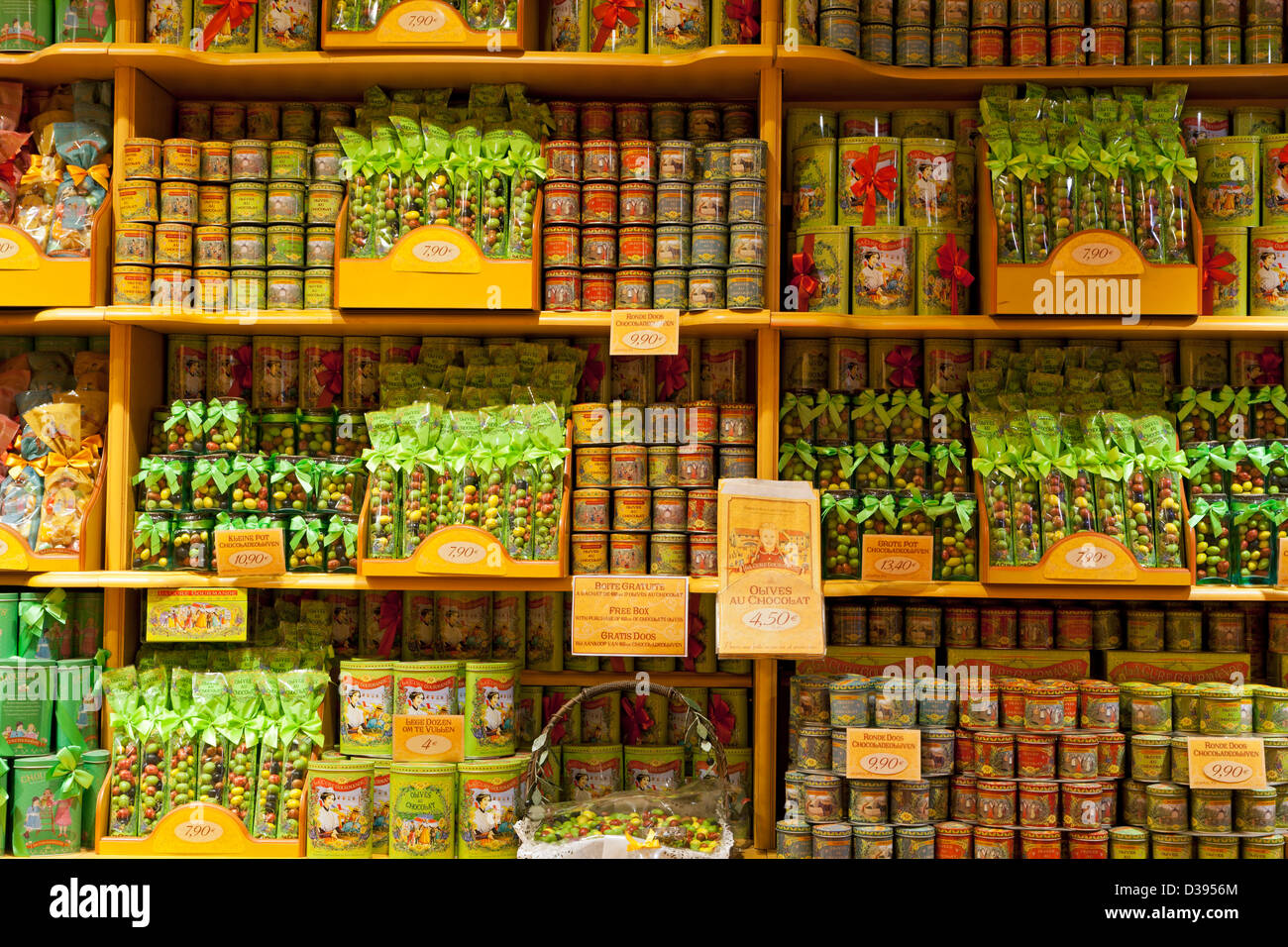 Affichage de bonbons, La Cure Gourmande Candy Store, Bruges, Belgique Banque D'Images
