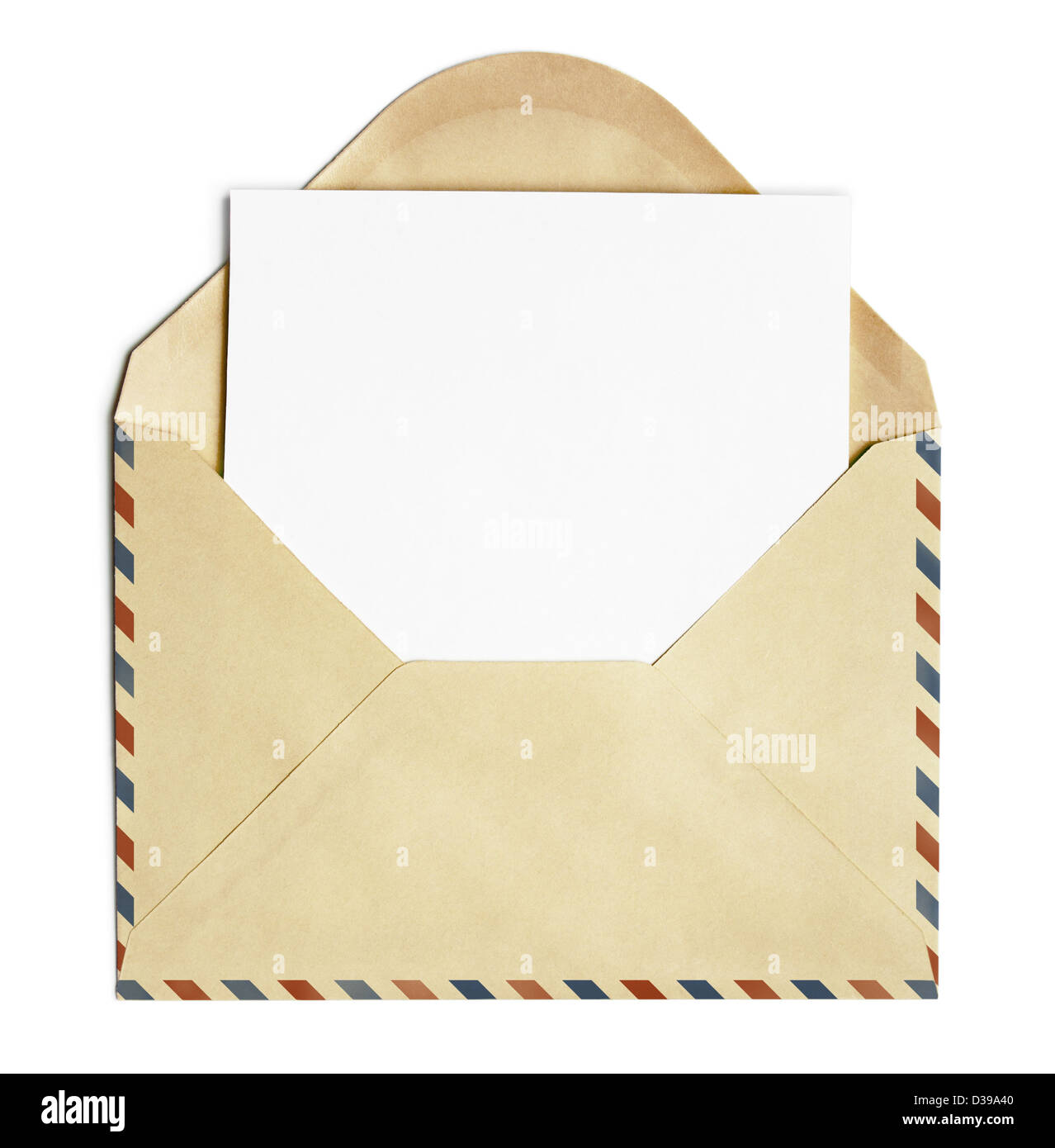 Ancien poste plein air enveloppe avec feuille de papier vierge isolated on white Banque D'Images