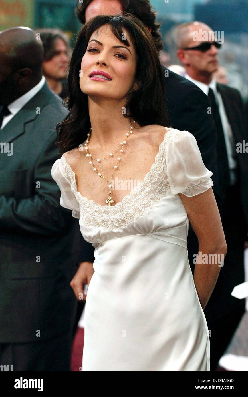 Lara flynn boyle men in black Banque de photographies et d’images à haute résolution Alamy
