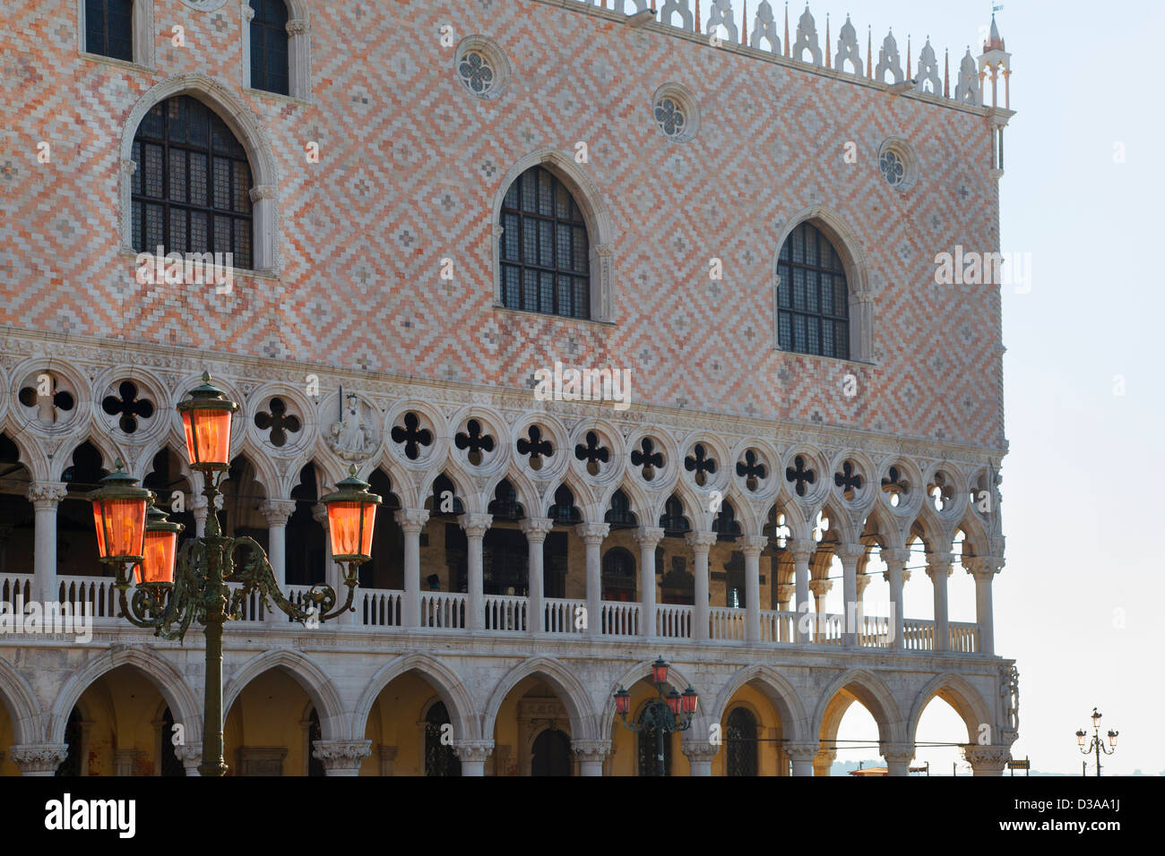 Ornate building et la lanterne Banque D'Images
