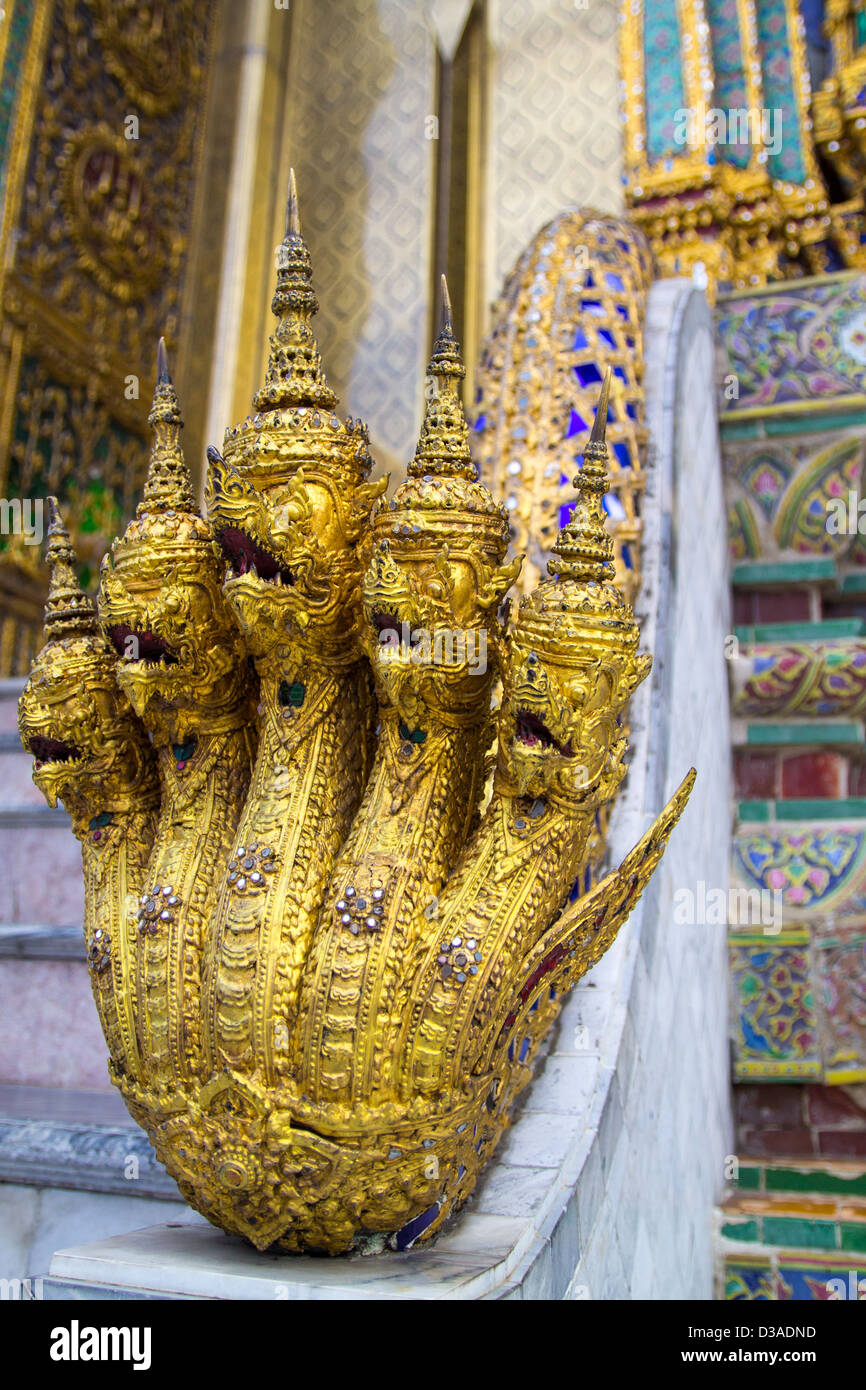 Thailand bangkok snake temple Banque de photographies et d’images à ...