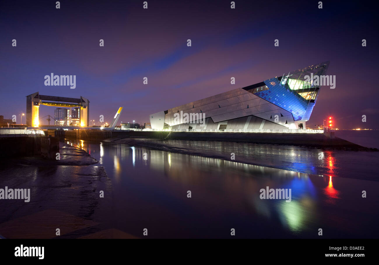 La profonde , Kingston Upon Hull les mondes seulement submarium . L'un des Mondes la plupart des aquariums spectaculaires Banque D'Images