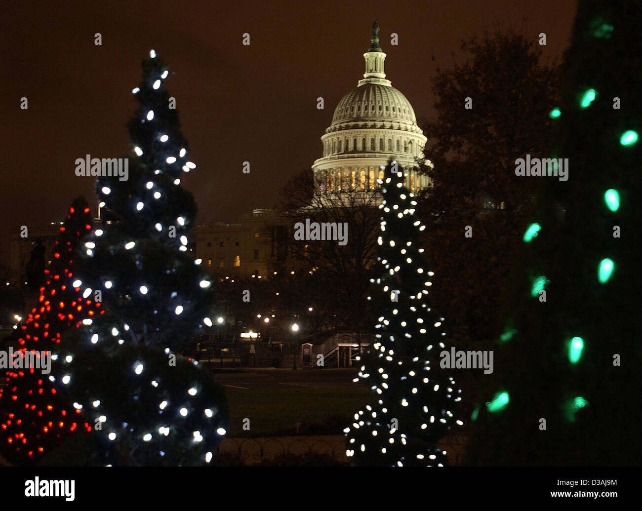 Nuit des lumières d'arbre de Noël à l'United States Capitol Washington DC Banque D'Images