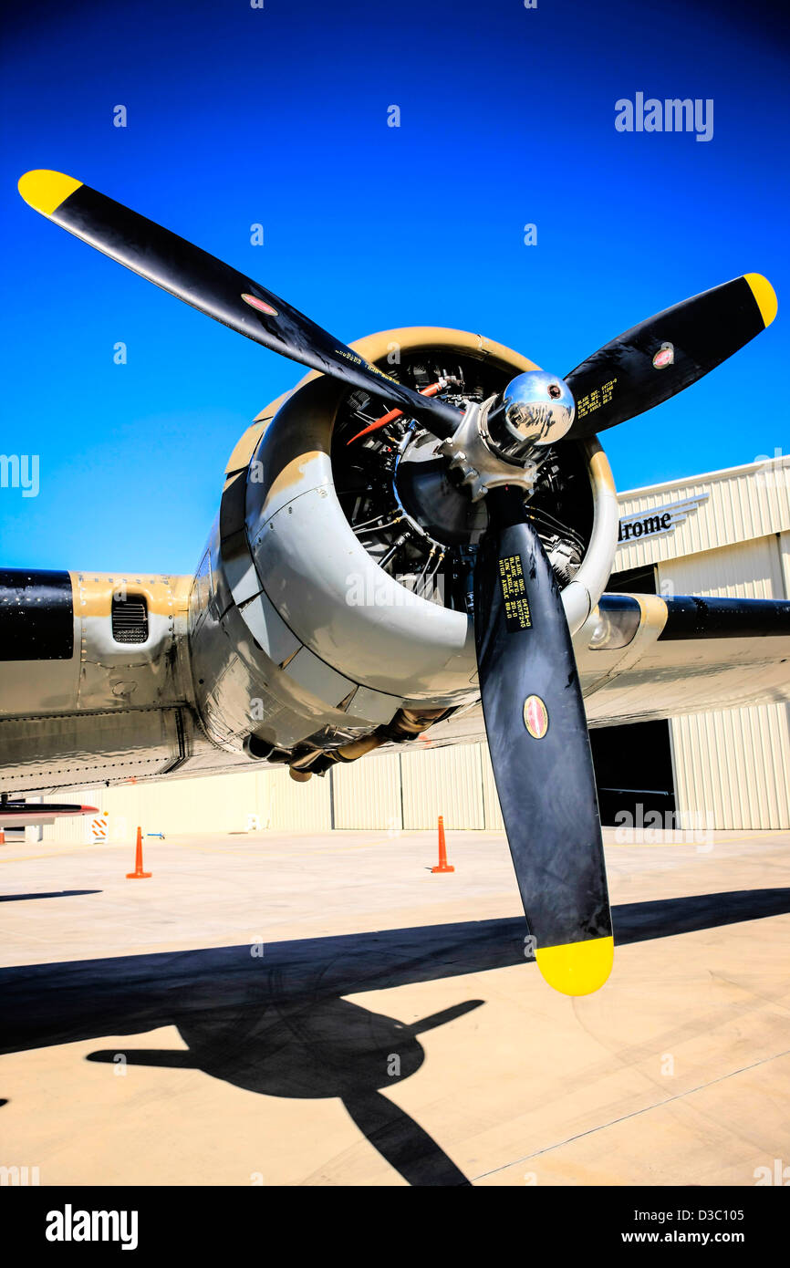 Wright cyclone engine b17 flying Banque de photographies et d’images à ...