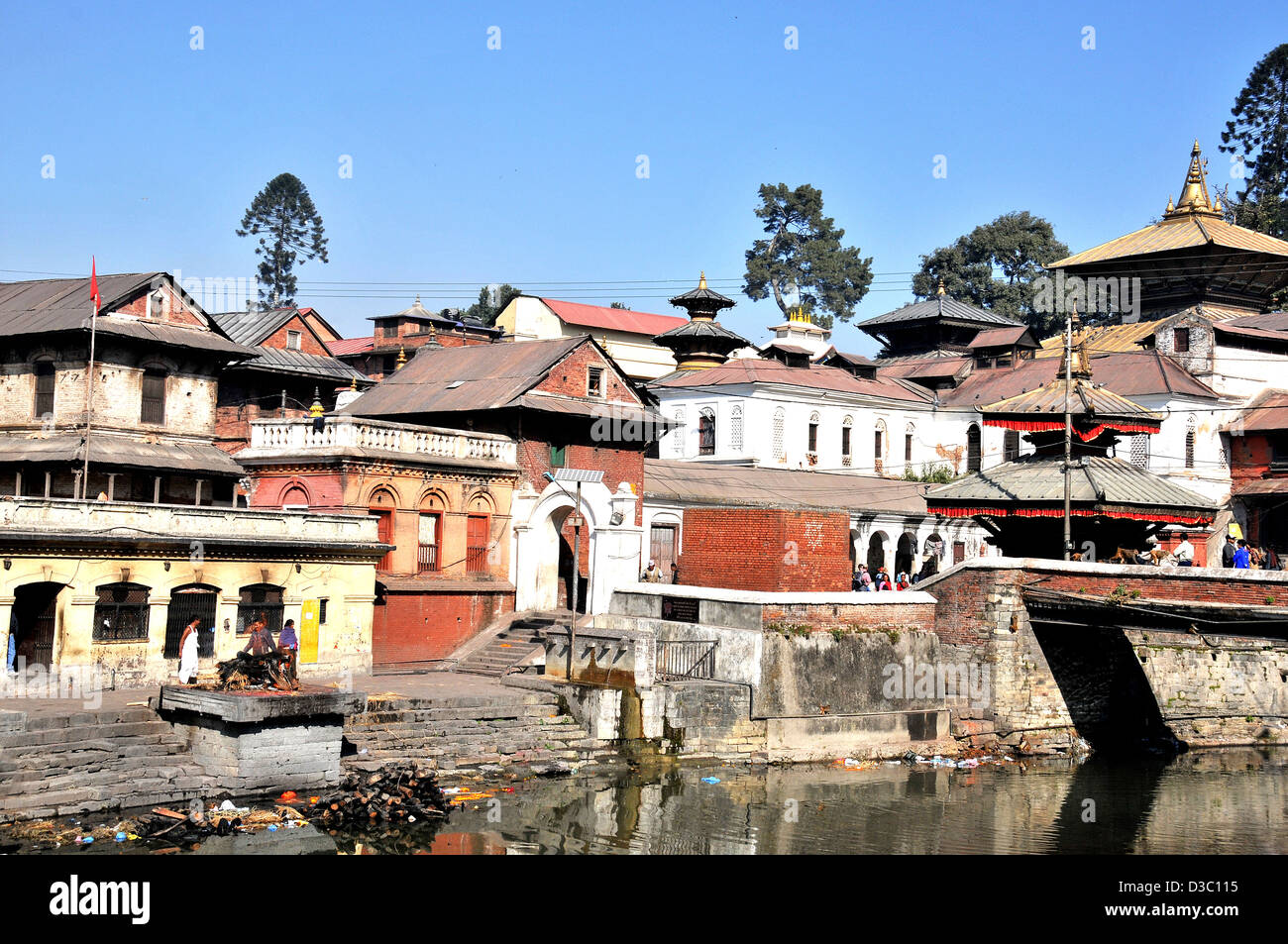 Sanctuaire de pashupatinath rivière Bagmati Katmandou Népal Banque D'Images