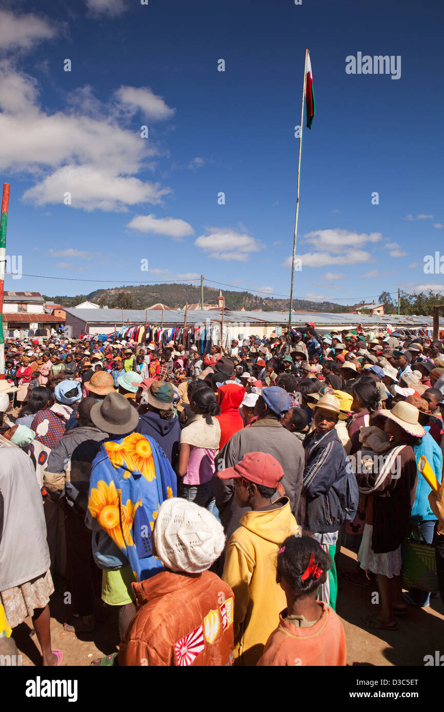 Madagascar, Ambositra, Sandrandahy, l'Enseignement agricole public performance danse Banque D'Images