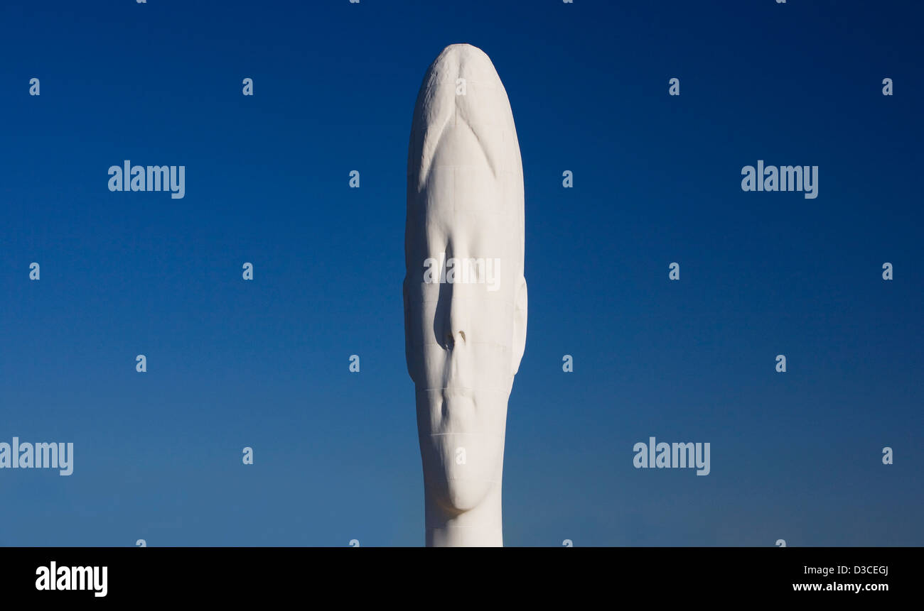 'Dream' sculpture conçue par l'artiste Jaume Plensa, St.helens, Merseyside, Angleterre, Royaume-Uni, Europe Banque D'Images