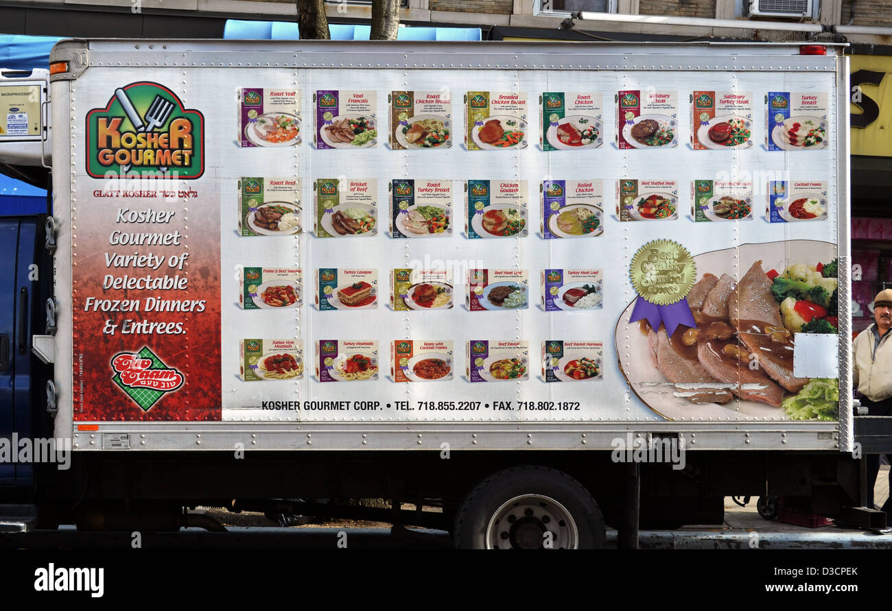 Camion de livraison de nourriture gastronomique casher photographié dans la section de Crown Heights de Brooklyn, New York Banque D'Images