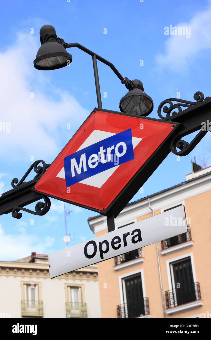 Métro de Madrid Espagne inscrivez-vous à l'Opéra, dans le centre-ville Banque D'Images