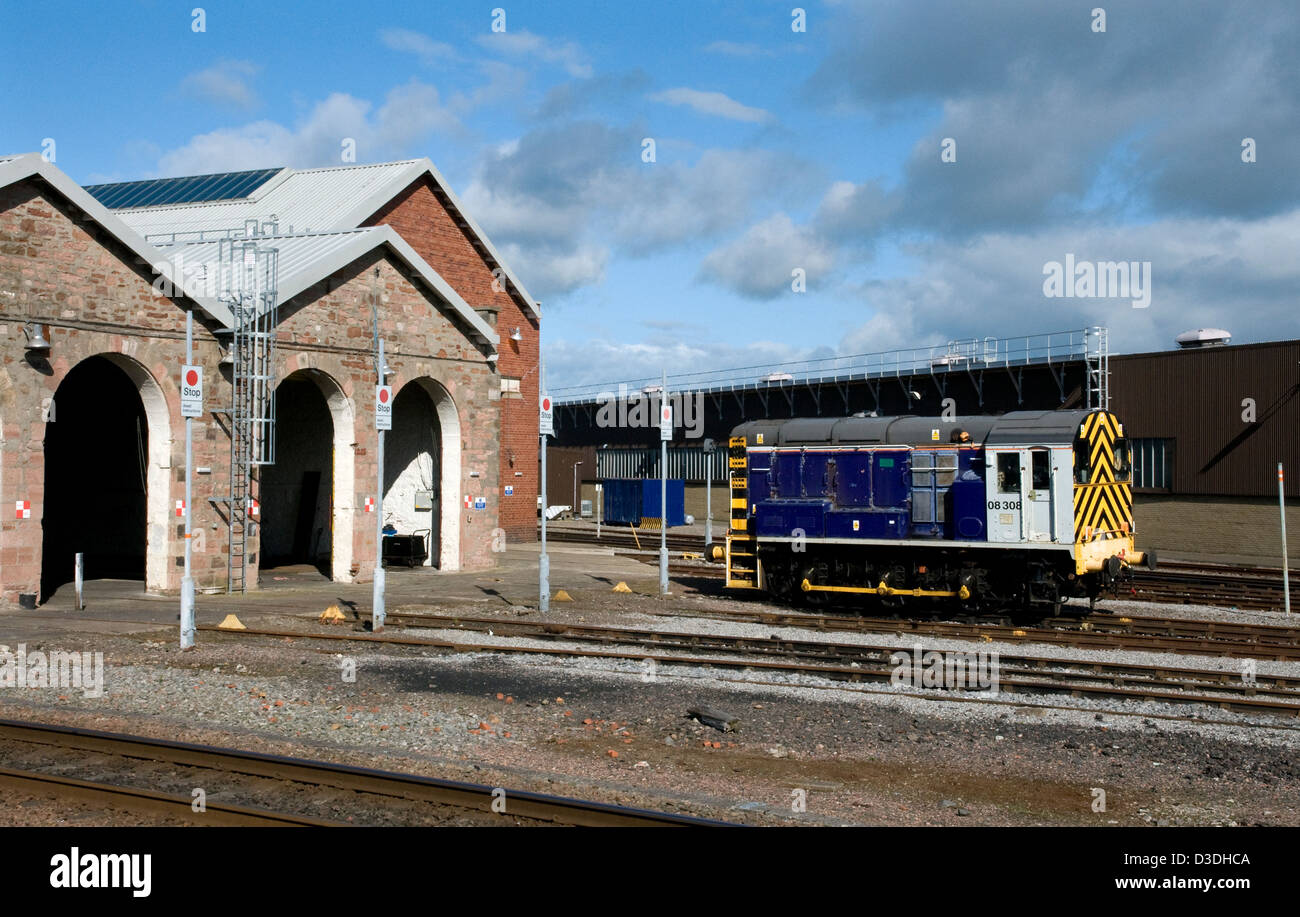 08 classe,locotracteur,08308,inverness caledonian sleeper, livery carriage works,faire,l'Ecosse Banque D'Images