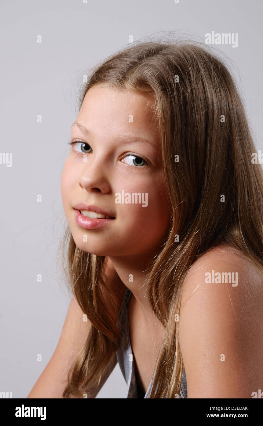 Portrait De L preteen Girl Photo Stock Alamy