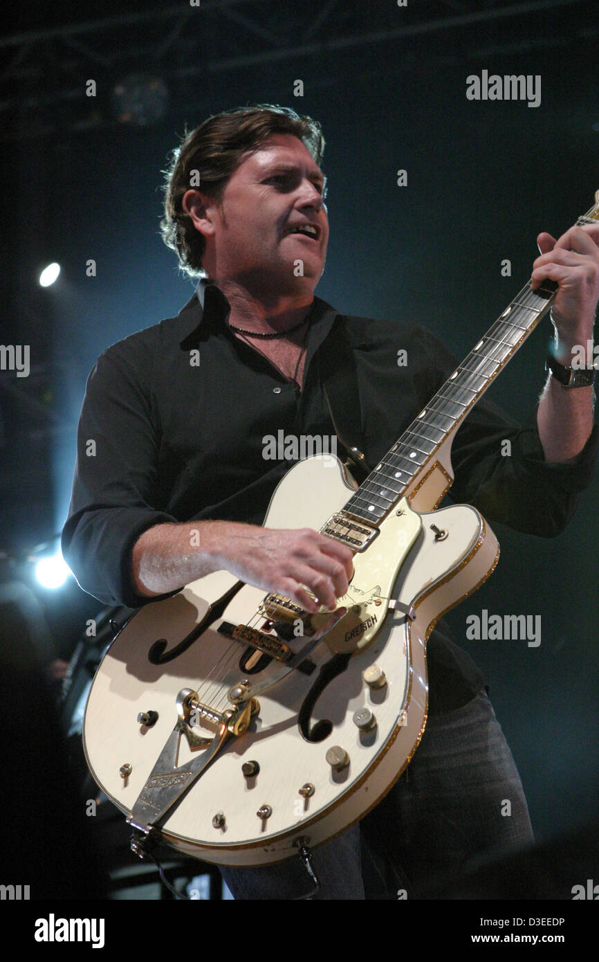 Charlie Burchill de Simple Minds à l'affiche à Ashton Court Festival, Bristol Banque D'Images