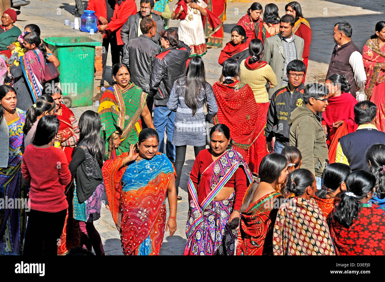 Foule cérémonie religieuse Durbar Katmandou Népal Banque D'Images