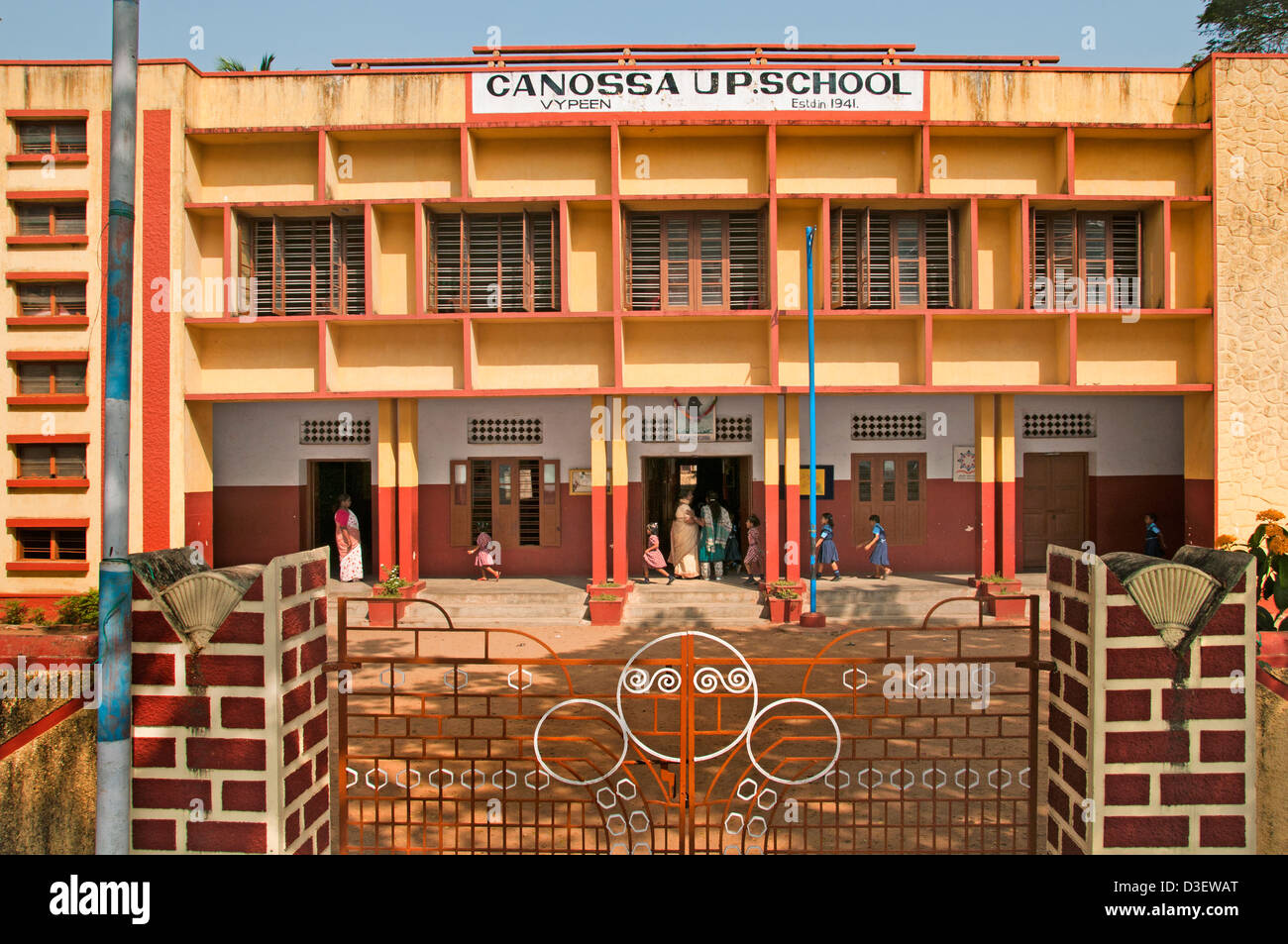 L'École de Canossa enfant enfants Kochi Cochin Kerala Inde Banque D'Images