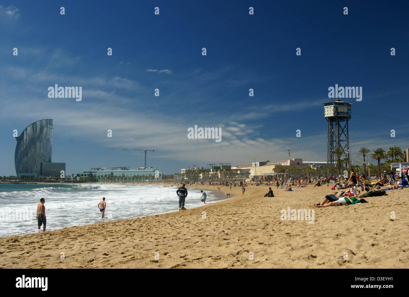 La plage de Barceloneta, Barcelone Banque D'Images