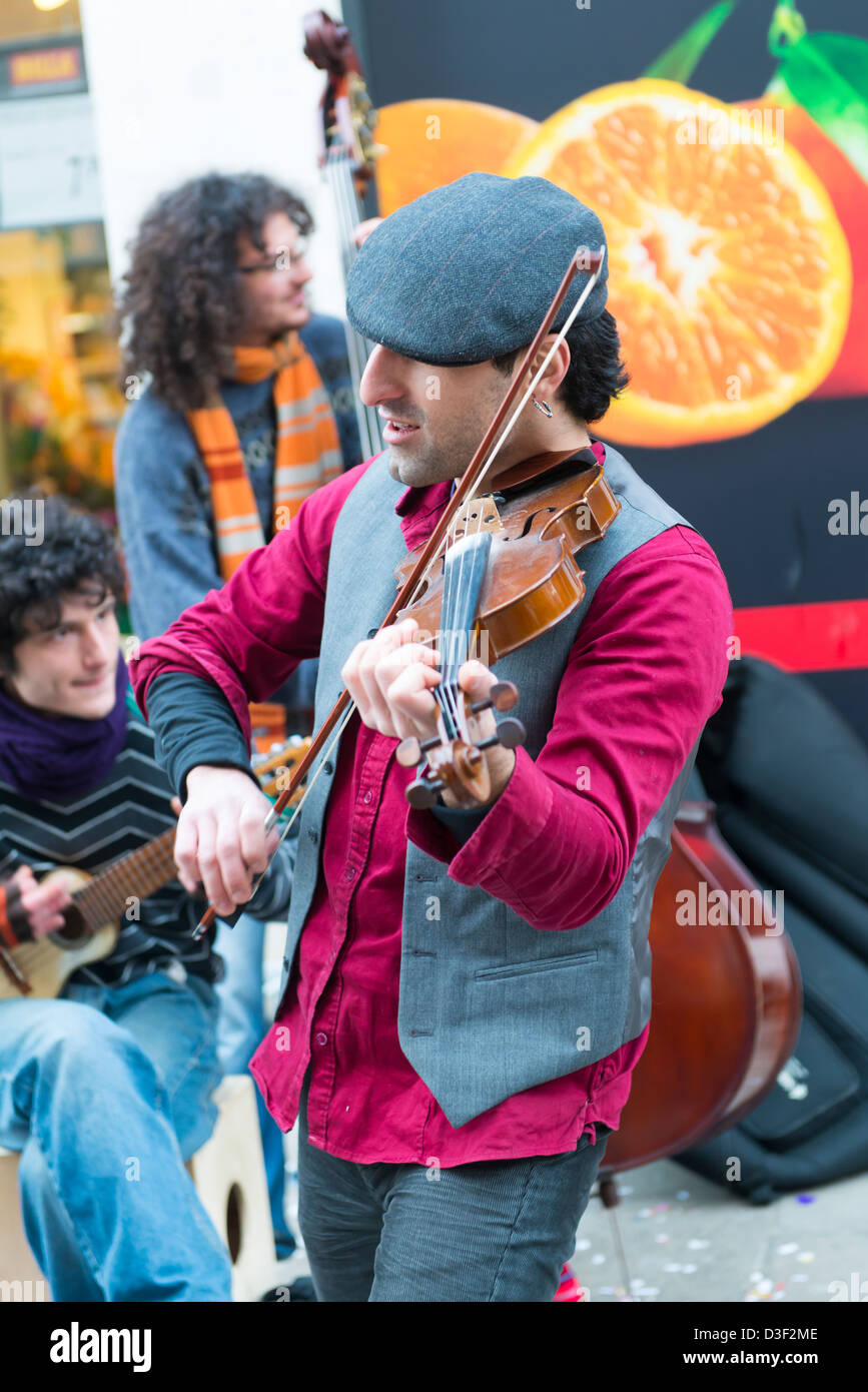 Musicien de rue Banque D'Images