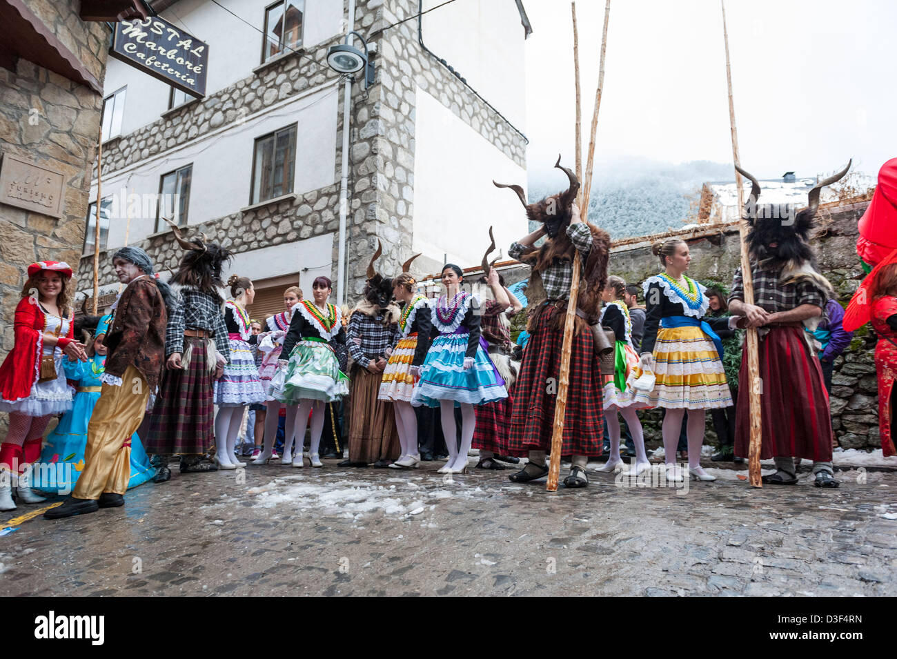 Carnaval de Bielsa, l'un des plus traditionnelles de carnaval dans les Pyrénées, Aragon, Espagne. Banque D'Images