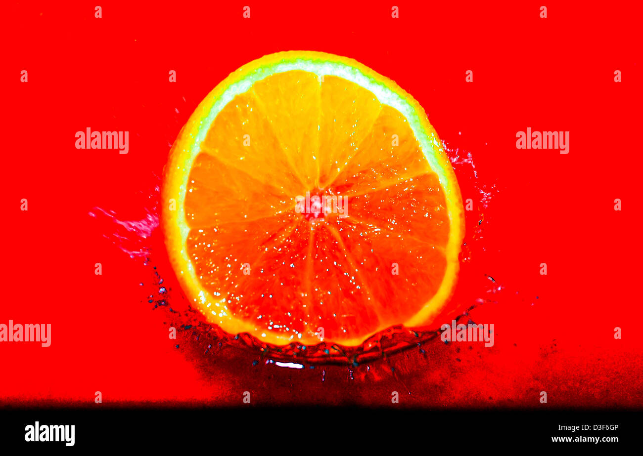 splash orange Banque D'Images