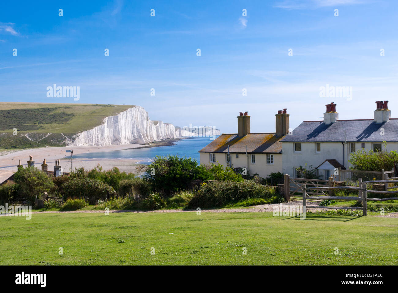 Les falaises de craie blanche des sept Sœurs, Sussex, Angleterre Banque D'Images