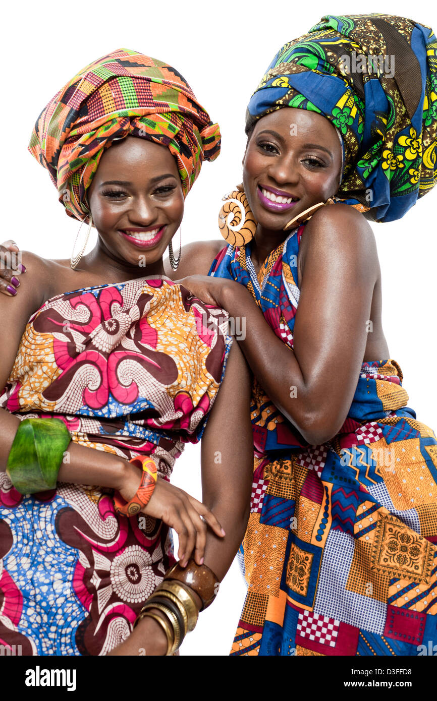 Deux jeunes beaux modèles de la mode africaine. Banque D'Images