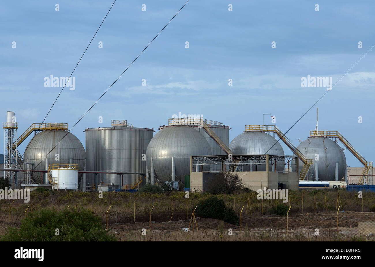 Porto Torres, Italie, site industriel pétrochimique Banque D'Images