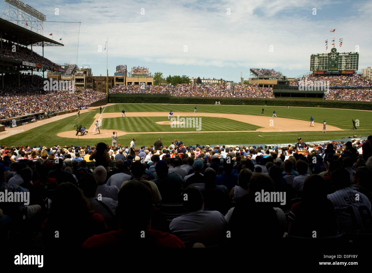 Carlos Zambrano,Chicago Cubs, emplacements de Kyle Lohse, St Louis. Albert Pujols à la recherche sur de la touche. Découvrez la balle. Banque D'Images