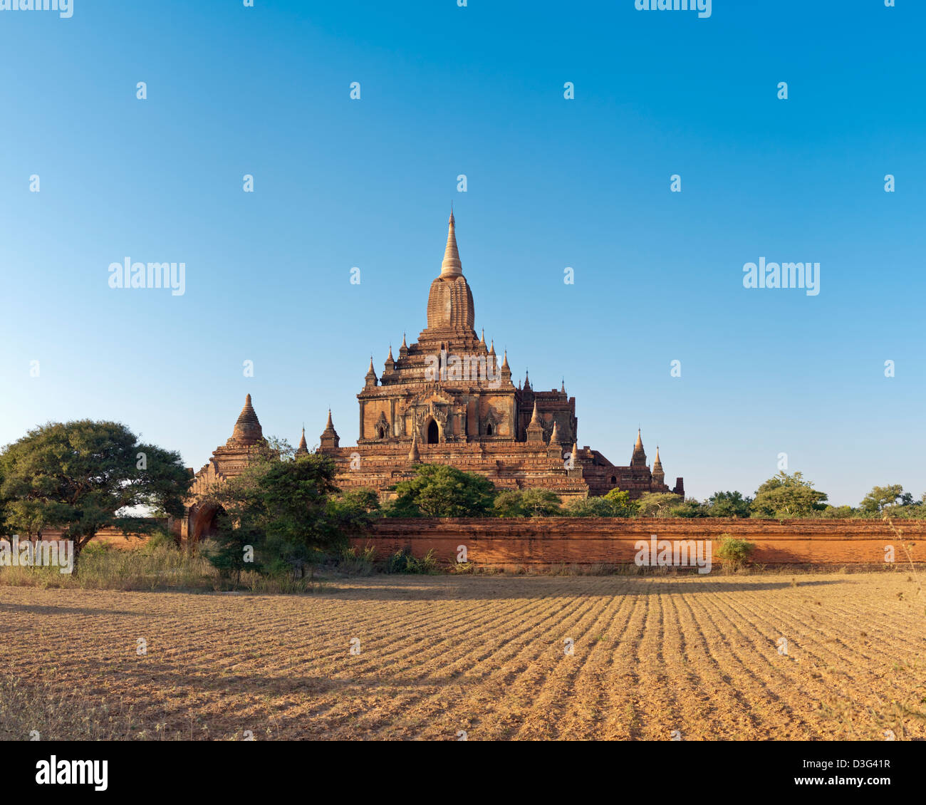 13e siècle Htilominlo Temple bouddhiste à Bagan au Myanmar (ancienne Birmanie) Banque D'Images