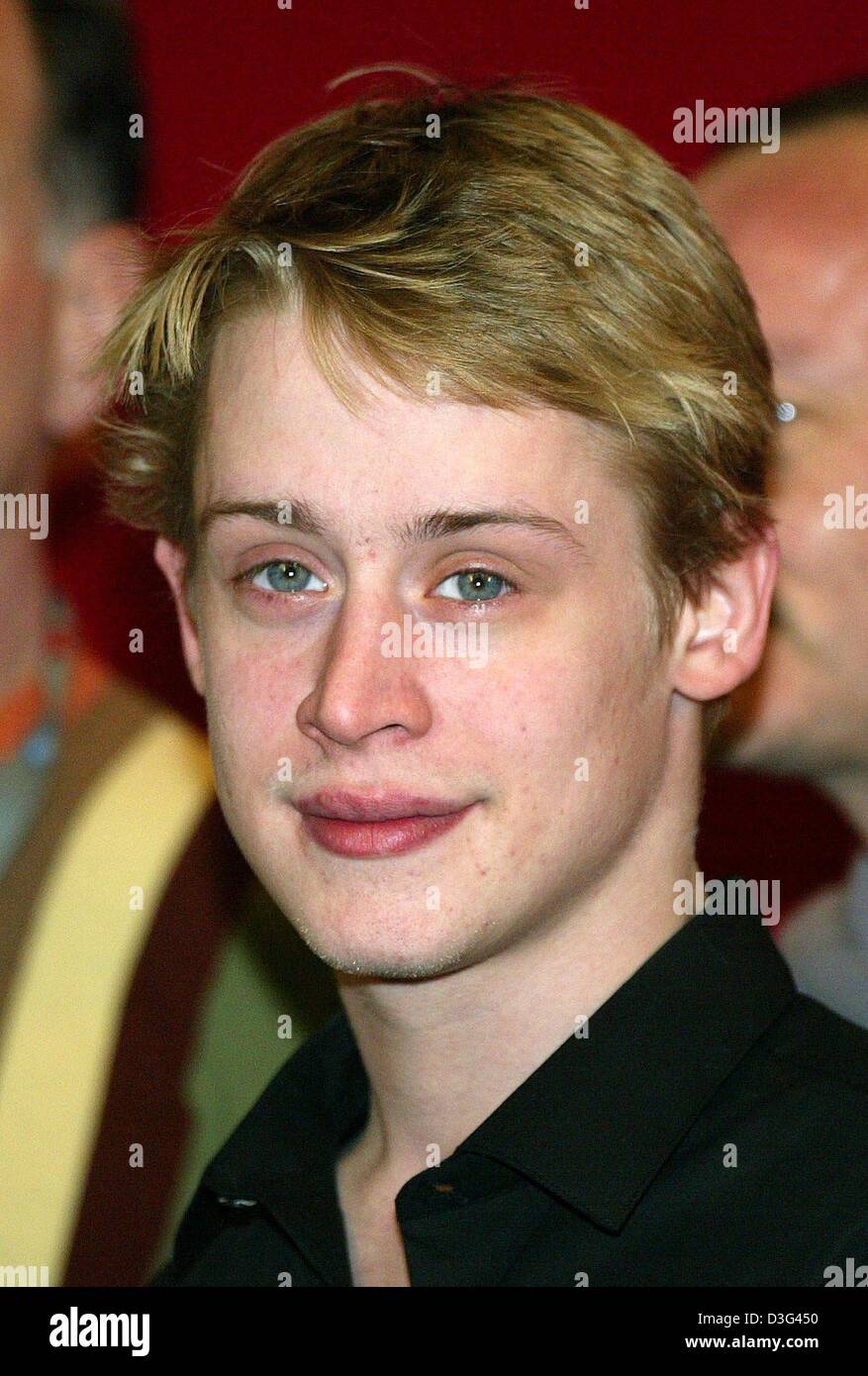 (Afp) - L'acteur américain Macaulay Culkin ('Home seul') représenté à la conférence de presse pour son dernier film "Party Monster" à la 53e Festival International du Film de Berlin, 9 février 2003. Le film sur la vie nocturne à New York est à court de compétition cette année à la Berlinale festival. Banque D'Images