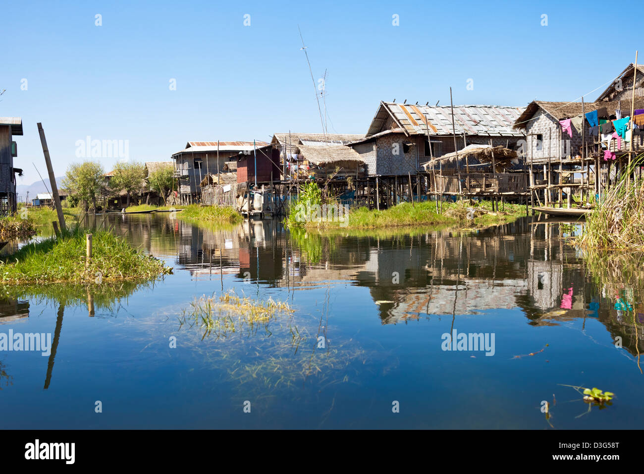 Un village de Inle (Inlay) Lake, également au Myanmar Banque D'Images