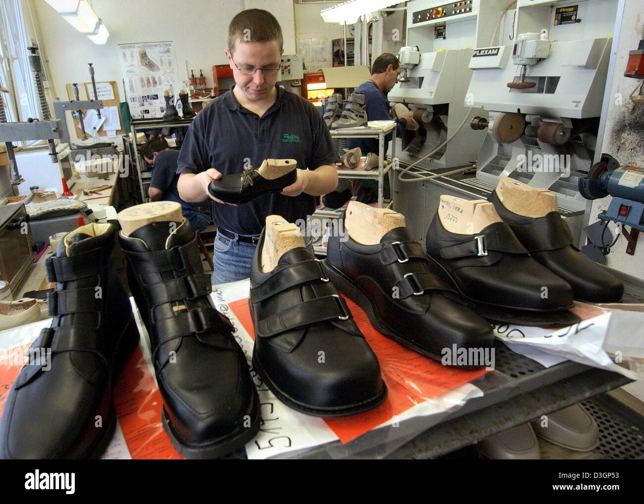 économie entreprise finance ebf société chaussure allemagne Banque de  photographies et d'images à haute résolution - Alamy