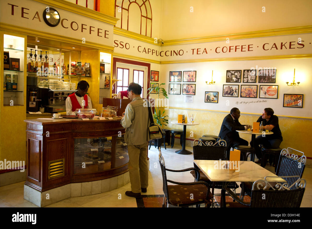 Café-restaurant, Hilton hotel, Nairobi, Kenya Banque D'Images