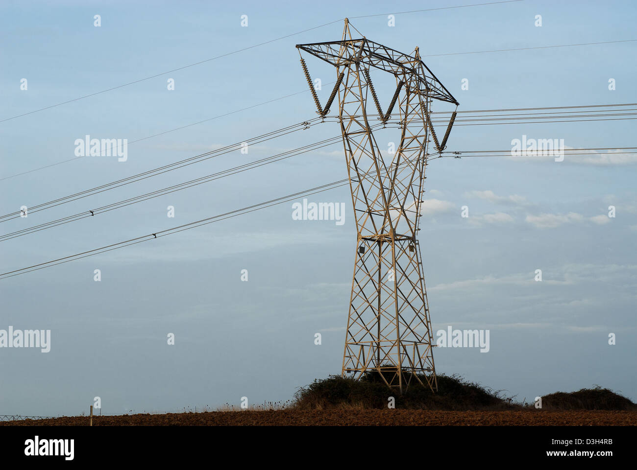 Porto Torres, l'Italie, une colonne d'alimentation de la source d'énergie électrique Enel SpA Banque D'Images