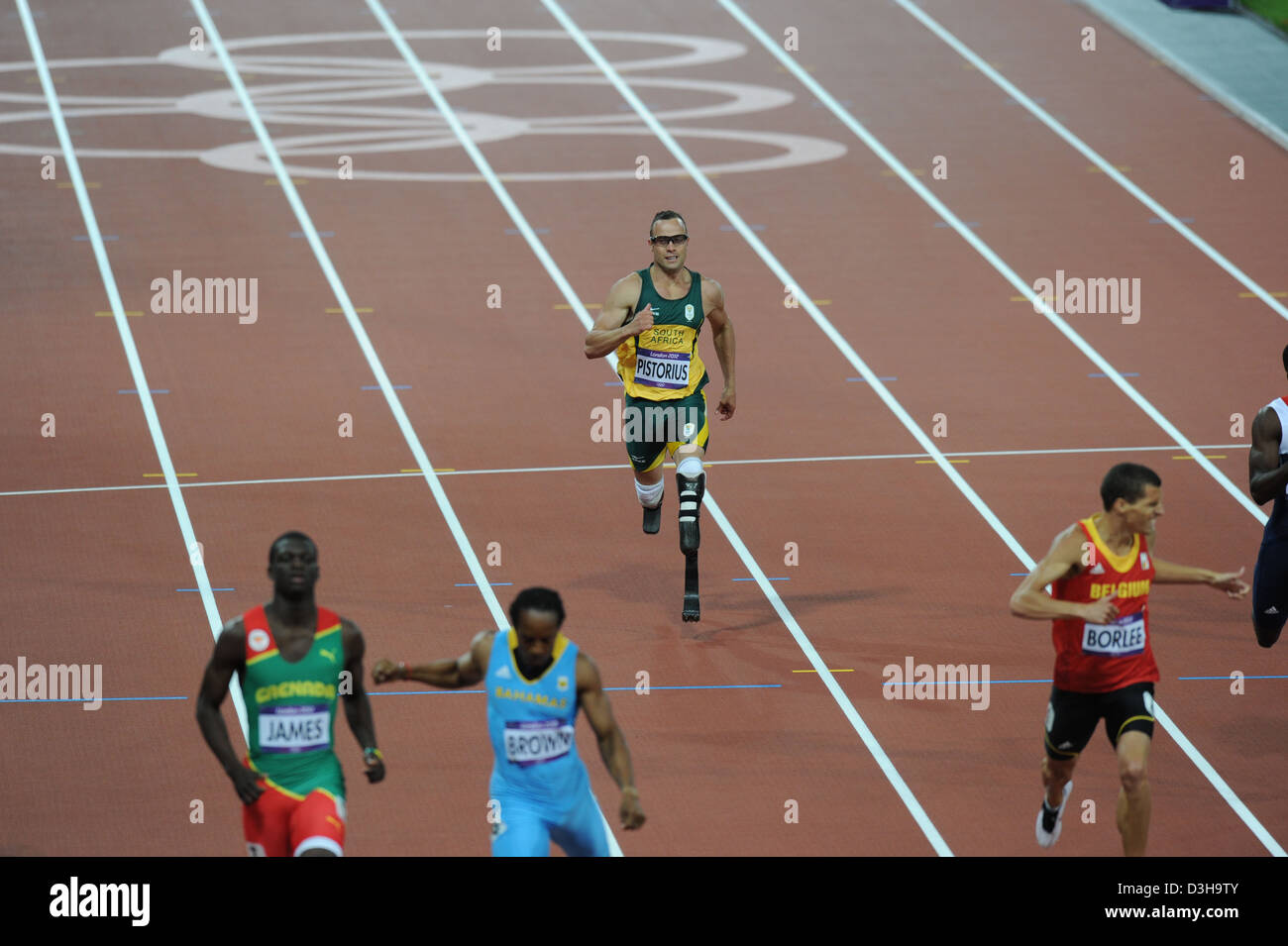 Oscar Pistorius en concurrence dans le 400 m au Jeux Olympiques de Londres 2012 Banque D'Images