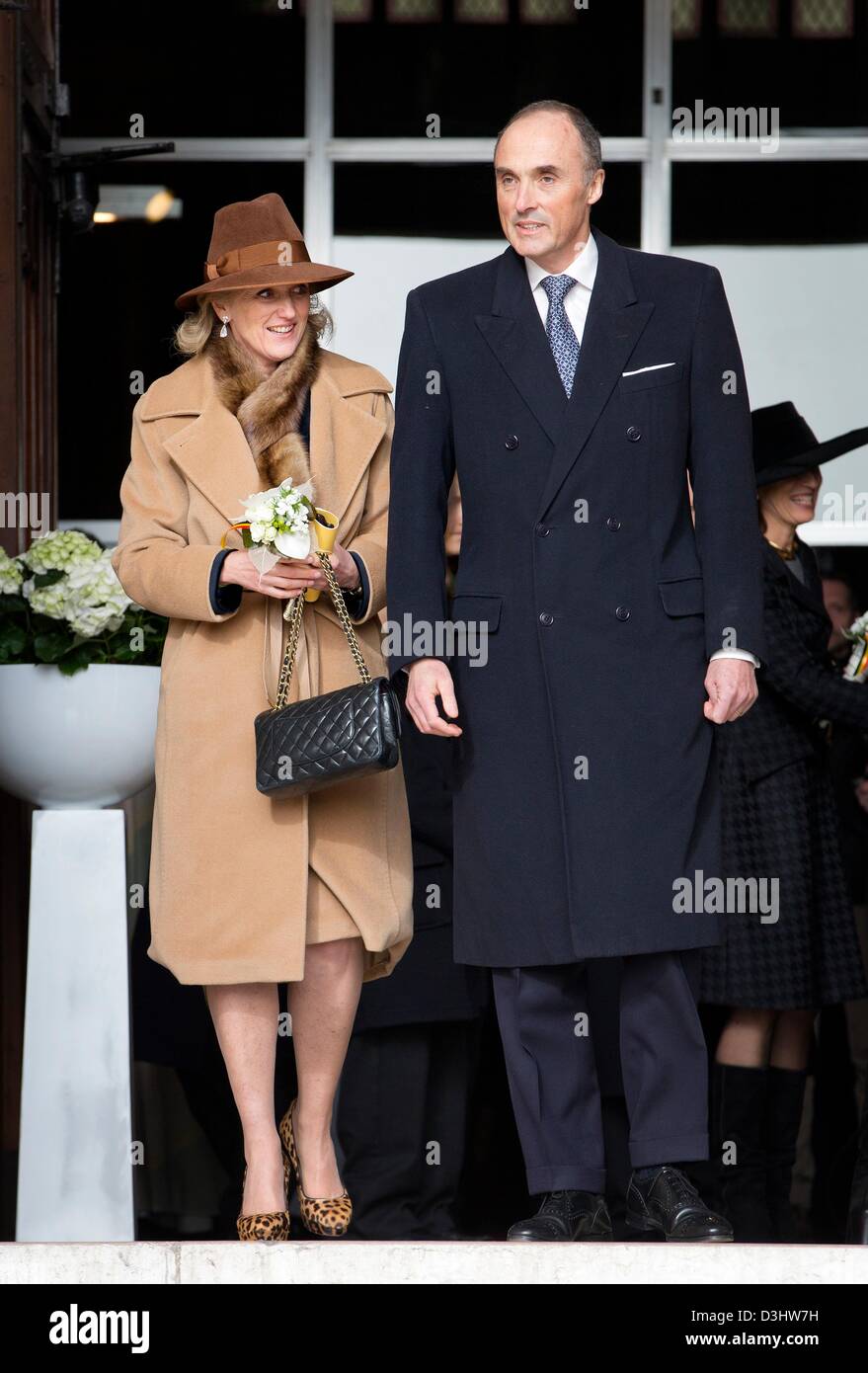 La Princesse Astrid et le Prince Lorenz de Belgique assistera à la messe pour commémorer le décès de membres de la famille royale dans la Cathédrale Notre Dame à Bruxelles, Belgique, 19 février 2013. Photo : Patrick van Katwijk Banque D'Images