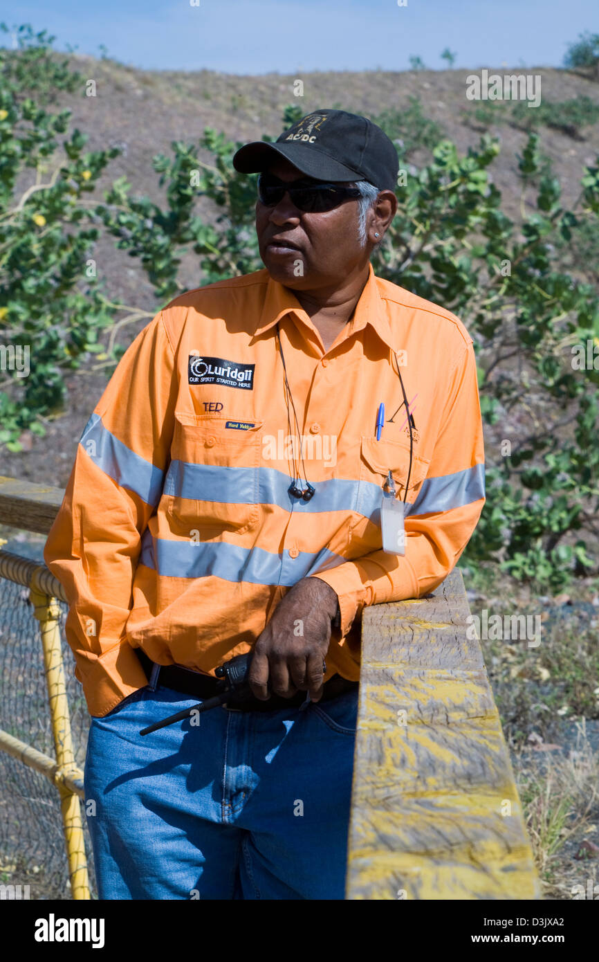 Tour guide, Rio Tinto's Argyle Diamond Mine, au sud de Kununnura, à l'est région de Kimberley, en Australie occidentale. Banque D'Images