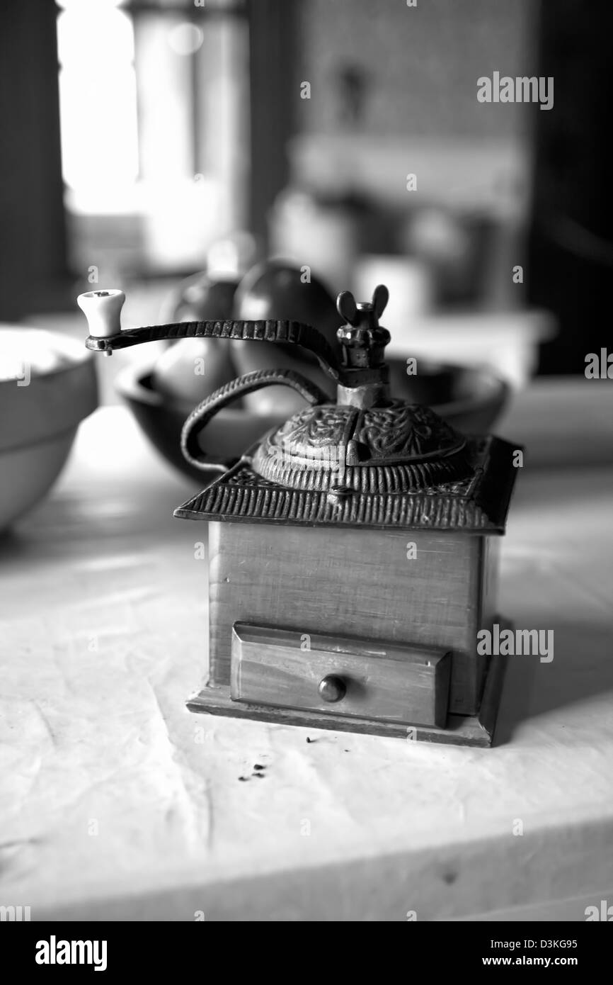 Moulin à café ancien. Banque D'Images