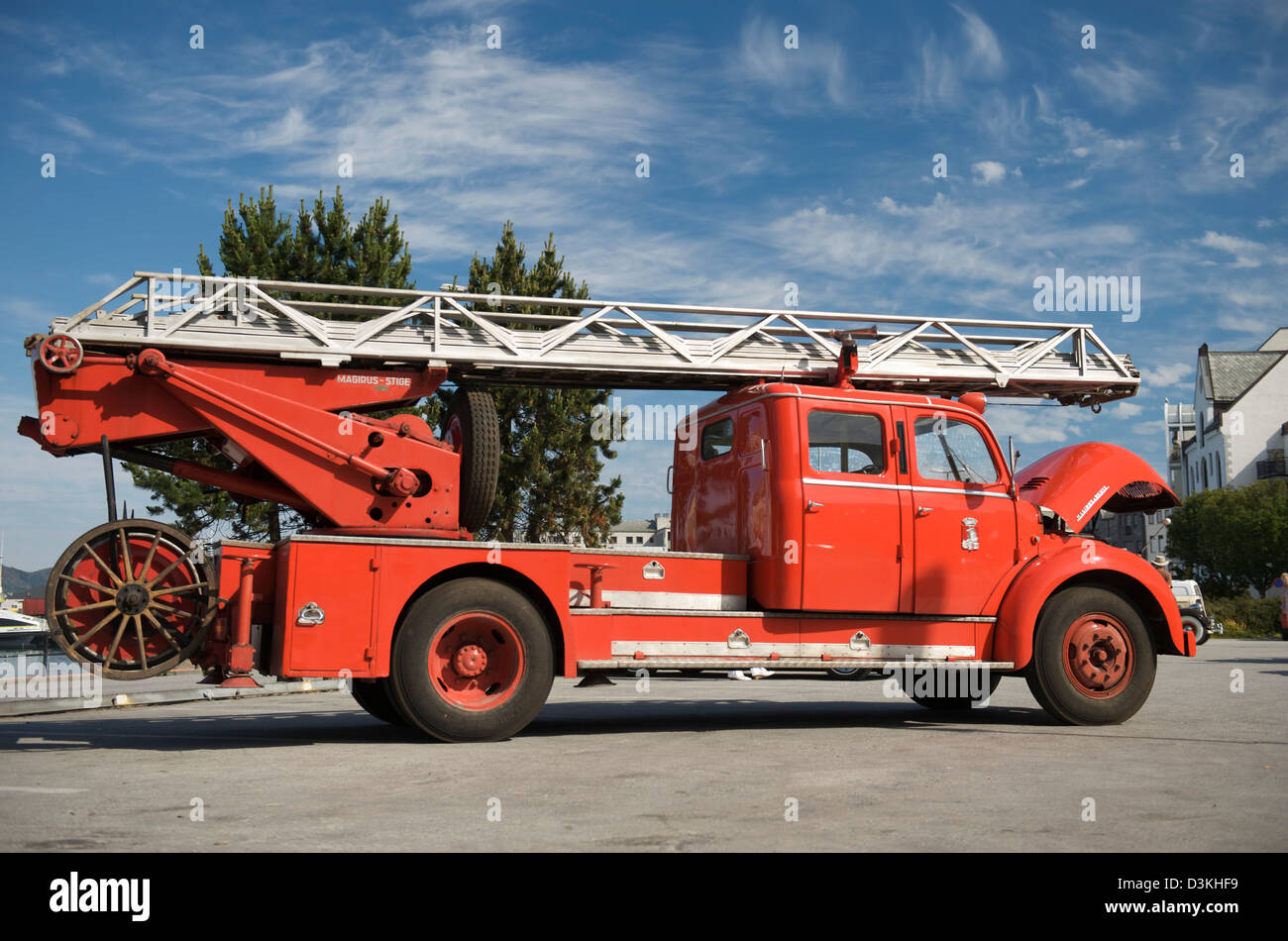 Vintage Turntable Fire Engine à un rassemblement à Alesund en Norvège Banque D'Images