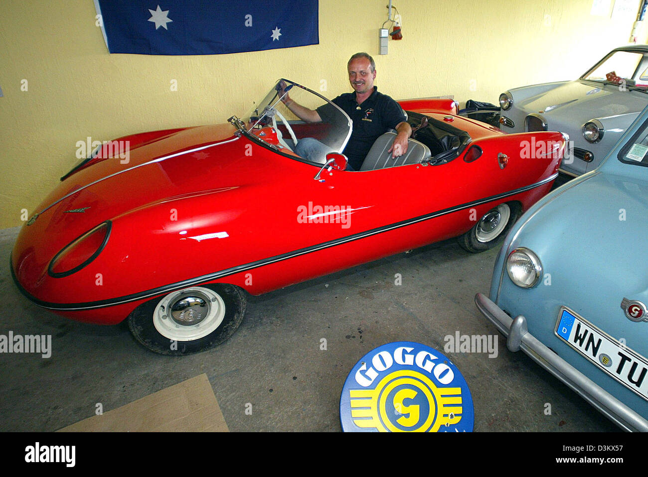 Afp Un Si Ge Staufenberg Uwe Dart Goggomobil Australienne Roadster Fabriqu En Dans