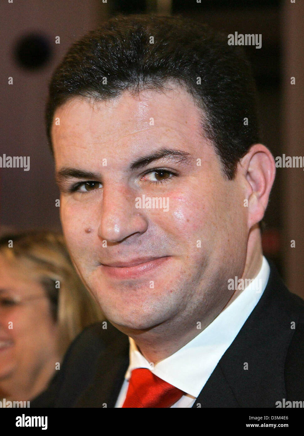 (Afp) - Le Secrétaire général de l'Socialdemocrats (SPD) Hubertus Heil au congrès du parti SPD à Karlsruhe, en Allemagne, le mardi 15 novembre 2005. Le centre de congrès du parti est sur l'élection d'un nouveau président et l'ensemble de la partie administration. Photo : Uli Deck Banque D'Images