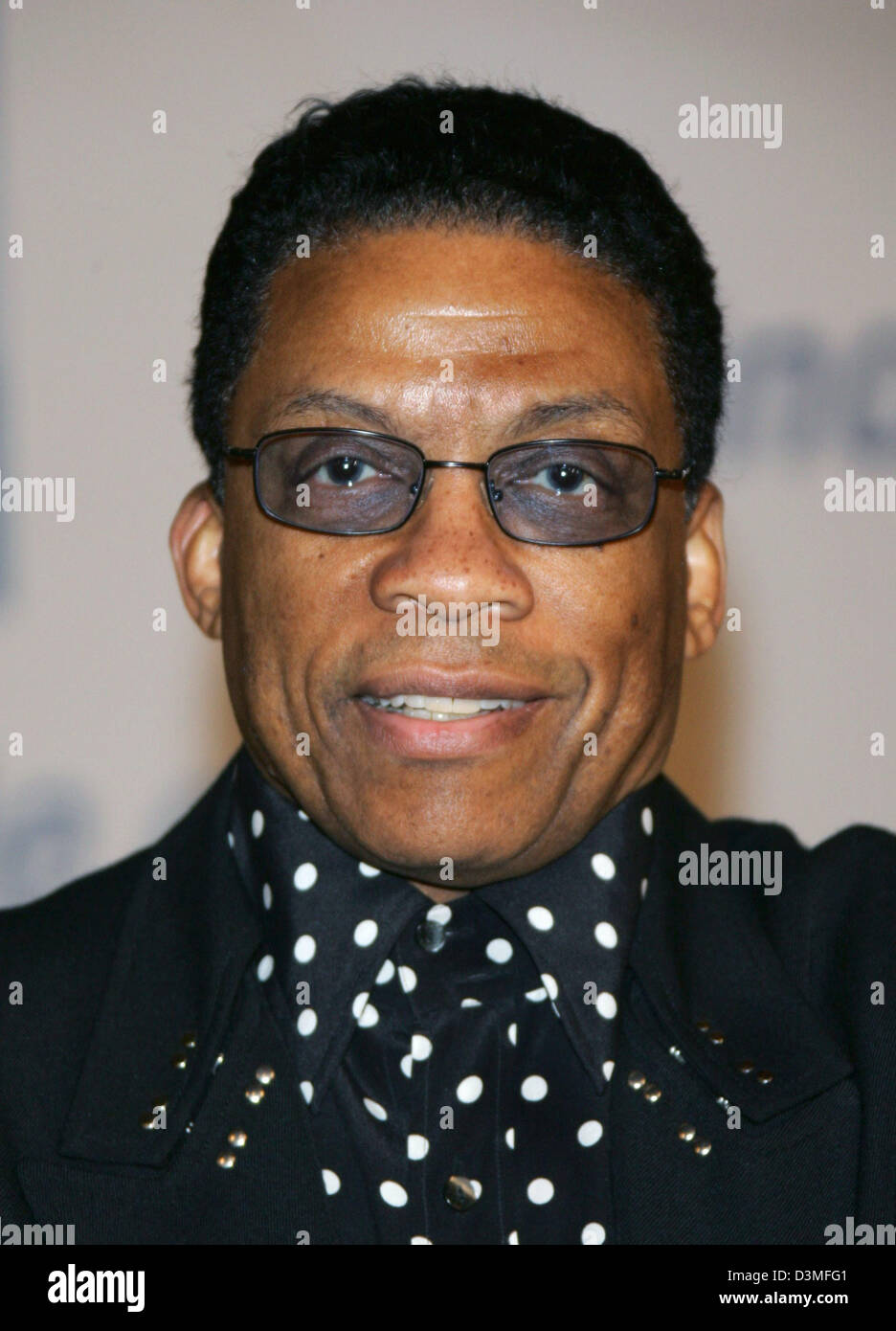 US-américain la légende du jazz Herbie Hancock sourit au cours de la 'General Motors 10 Annuel Celebrity Fashion Show' à Los Angeles, USA, mardi 28 février 2006. Photo : Hubert Boesl Banque D'Images