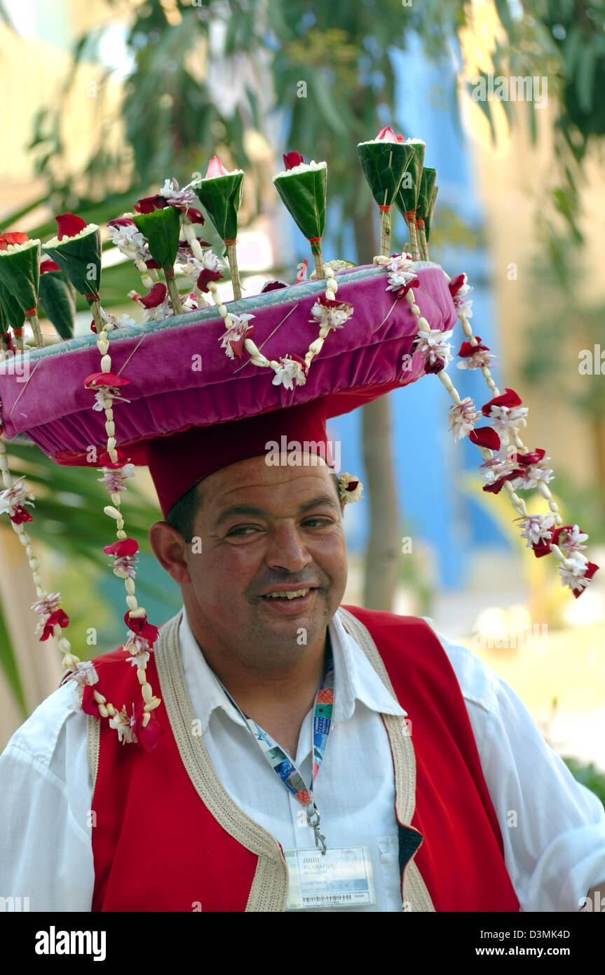 Vendeur de bonbons, Medina, la Tunisie, l'Afrique Banque D'Images
