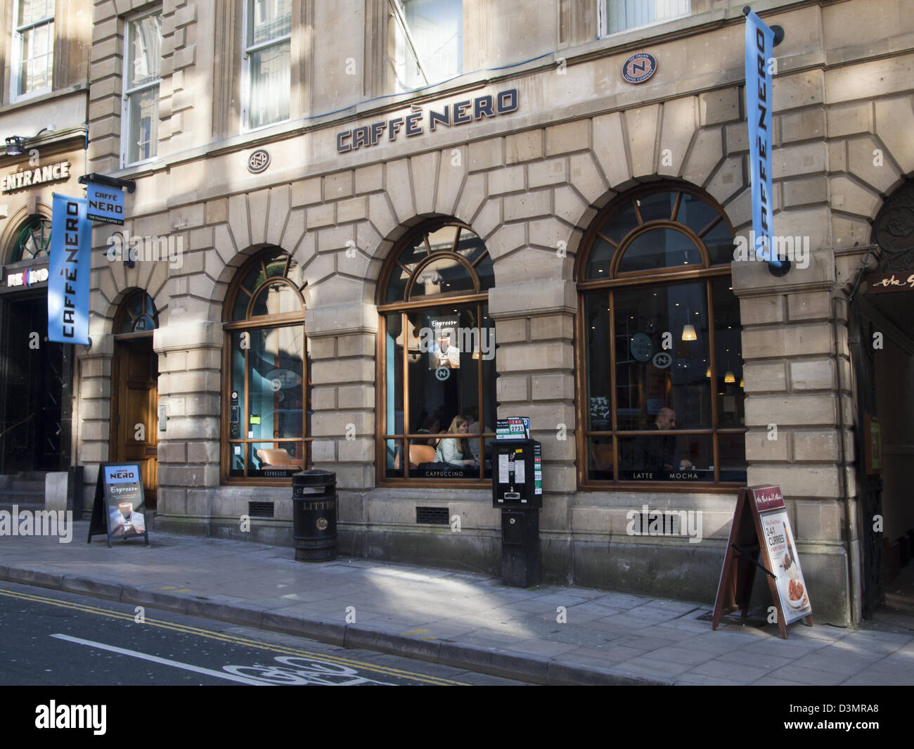 Le centre-ville de Bristol en Angleterre - Cafe Nero Banque D'Images