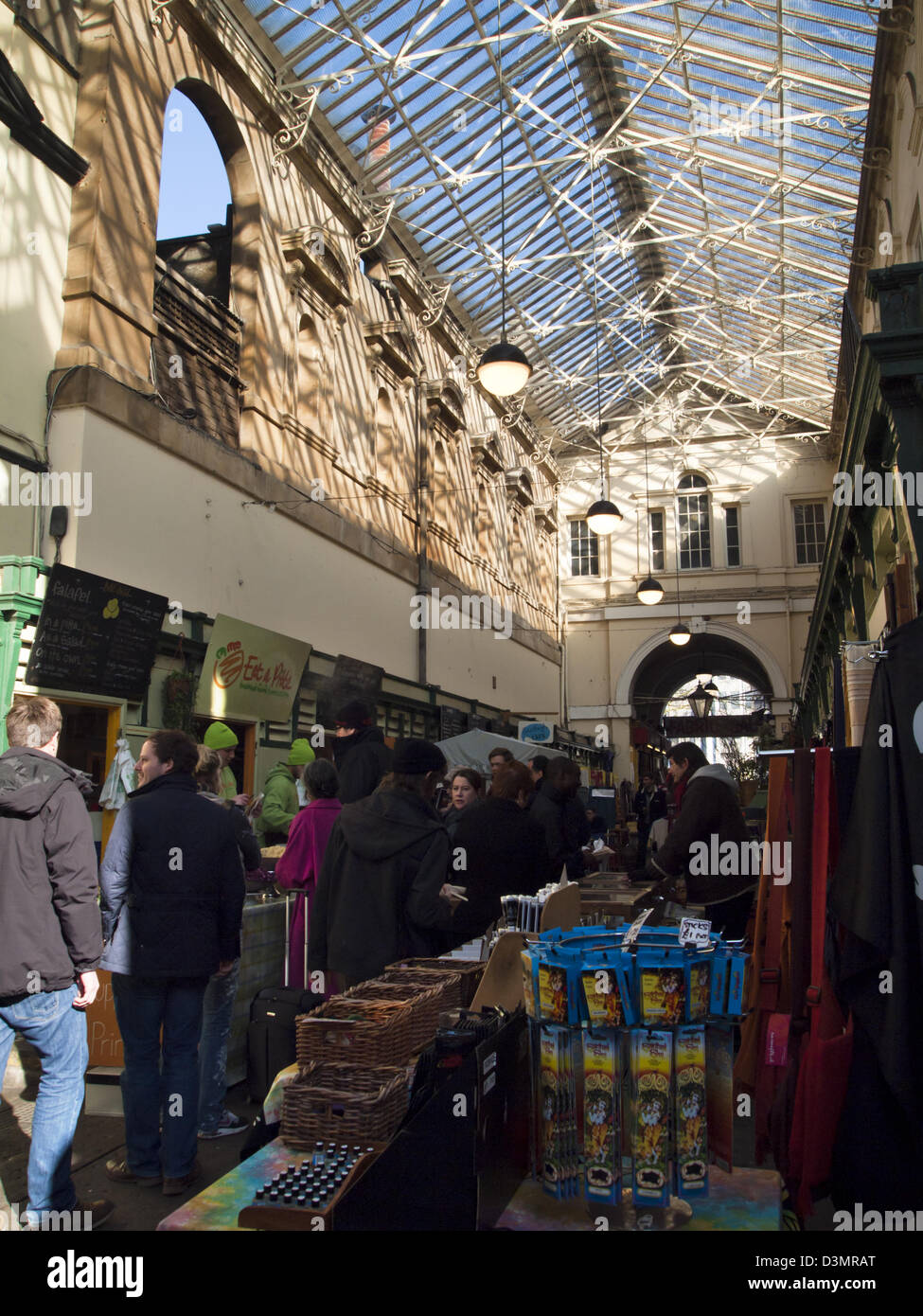 Le centre-ville de Bristol en Angleterre -Marché de Saint Nicolas. Banque D'Images