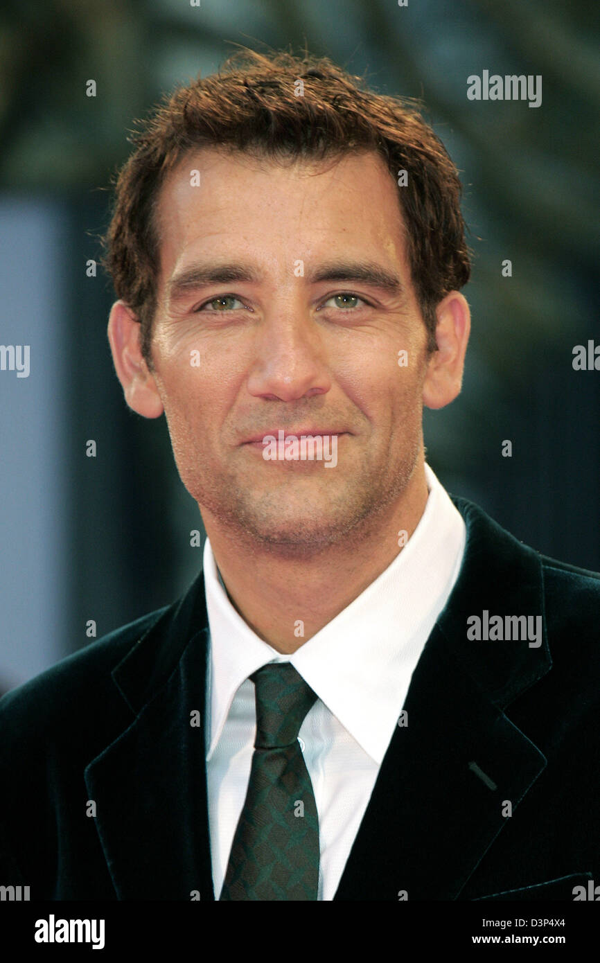 L'acteur anglais Clive Owen arrivant à la première de son nouveau film 'Les enfants des hommes" à la 63e assemblée annuelle du Festival du Film de Venise à Venise, Italie, dimanche, 3 septembre 2006. Photo : Hubert Boesl Banque D'Images