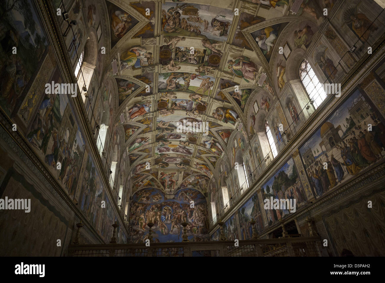 La célèbre œuvre de Michel-Ange, le plafond de la Chapelle Sixtine du Vatican à Rome Banque D'Images